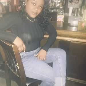 Meet your Posher, Antoneaa